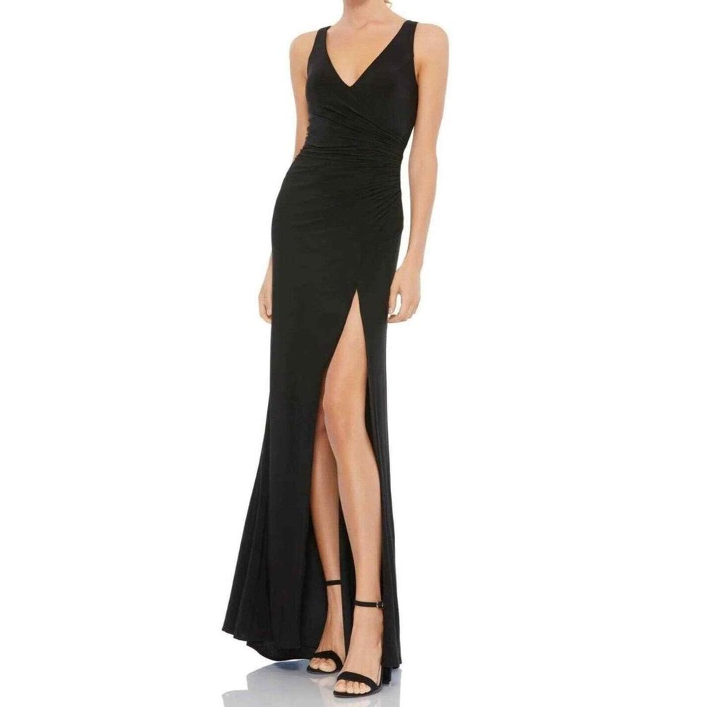 MAC DUGGAL IEENA Faux Wrap Thigh High Slit V-Neck Sleeveless Gown Size 12 0071